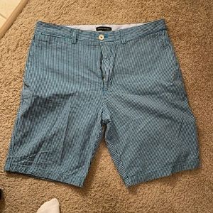 Men’s banana republic shorts size 36